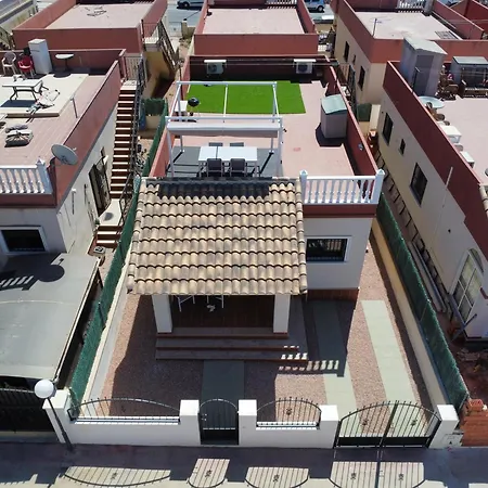 Vrijstaande Casa Oeste 别墅 *